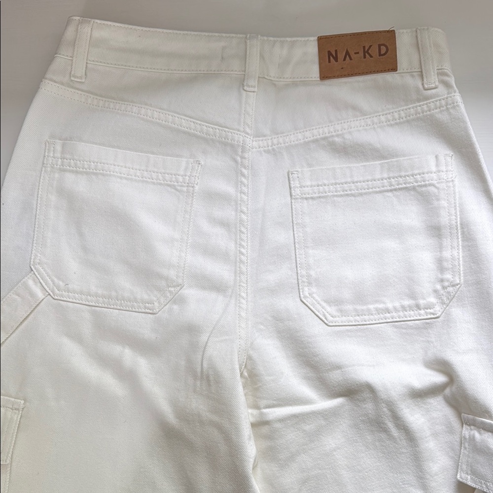 NA-KD White Utility Trousers - Picture 5 of 7